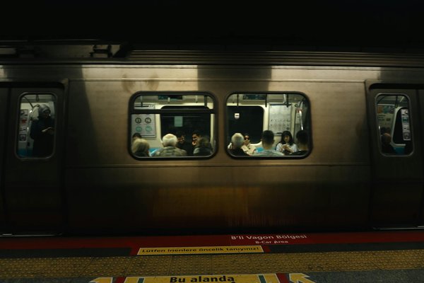 Choisir les meilleures plaques funéraires pour honorer vos proches